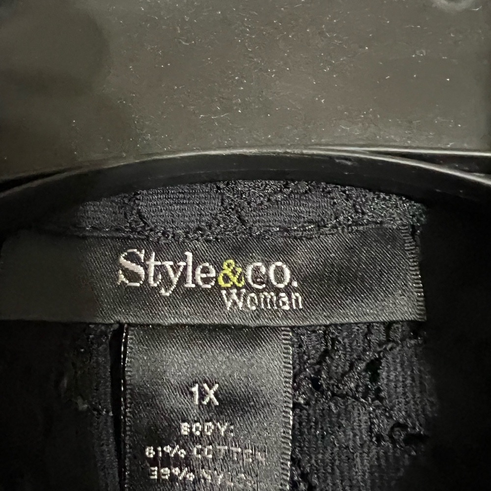Black Lace Button-Up Shirt - Picture 4 of 5